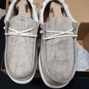 Hey Dude Wally Linen Natural Khaki shoes